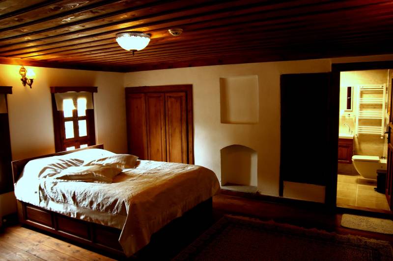 Çamlıca Konak Çarşıevi