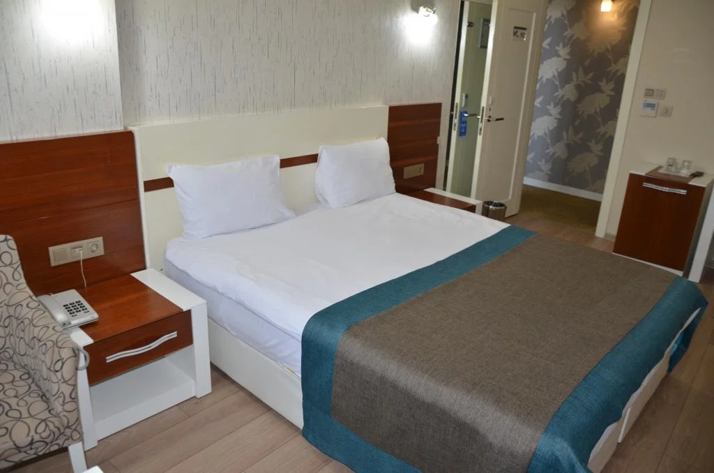 Grand Ahos Hotel & Spa