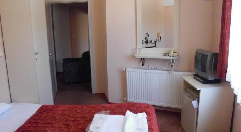 Merci Butik Hotel Restaurant