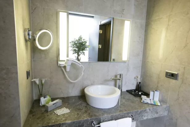 RYS Hotel & Restaurant