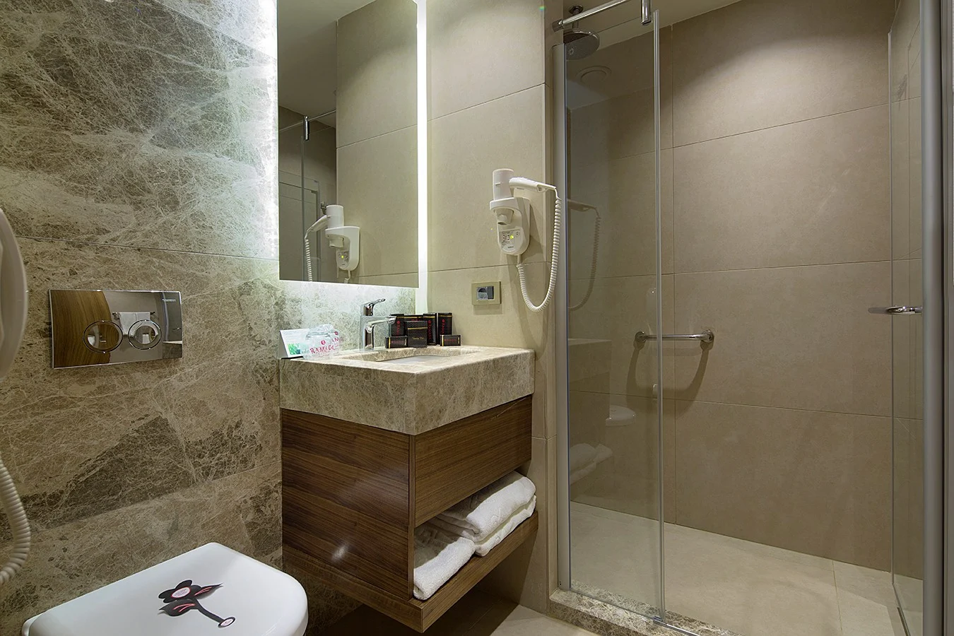 Ramada Resort By Wyndham Kuşadası & Golf