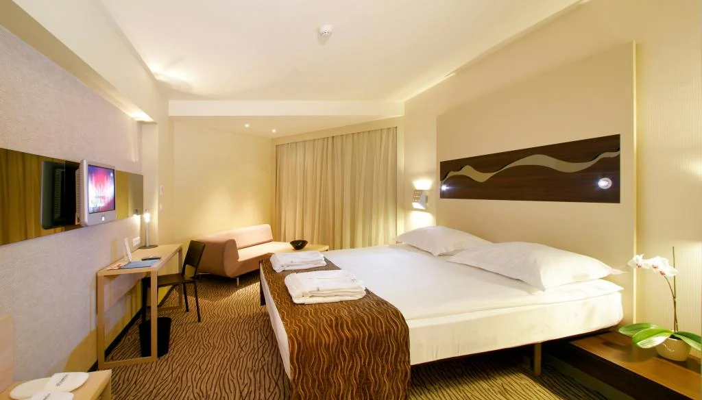 Richmond Nua Wellness & Spa