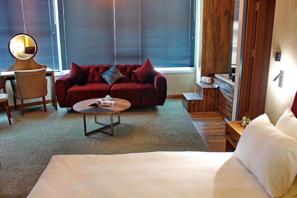 Mardiva Resort Hotel