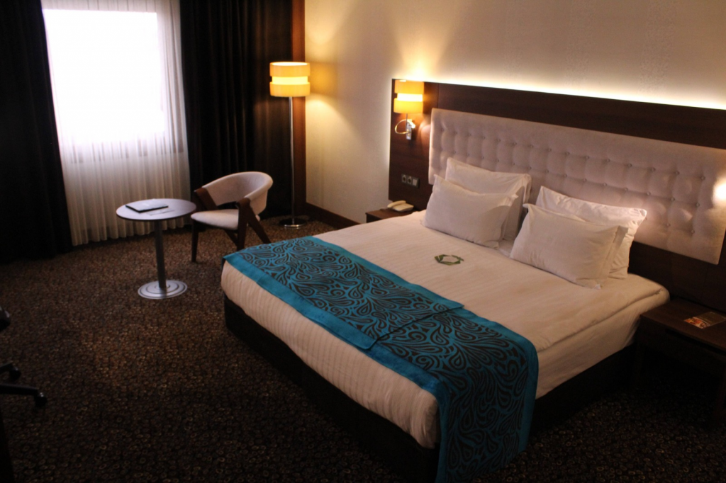 Teymur Continental Hotel & Convention Center