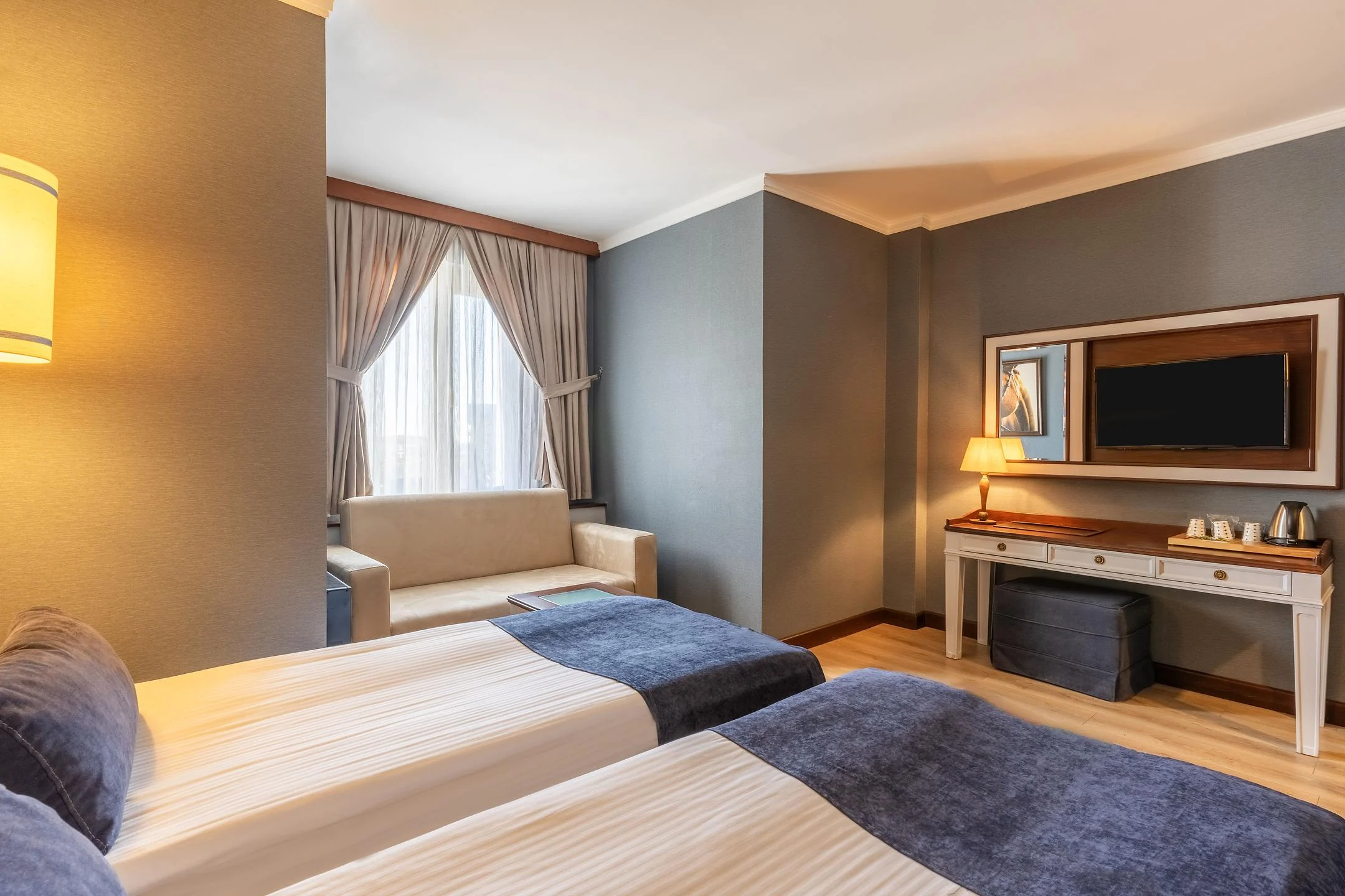 Mirada Del Lago Hotel