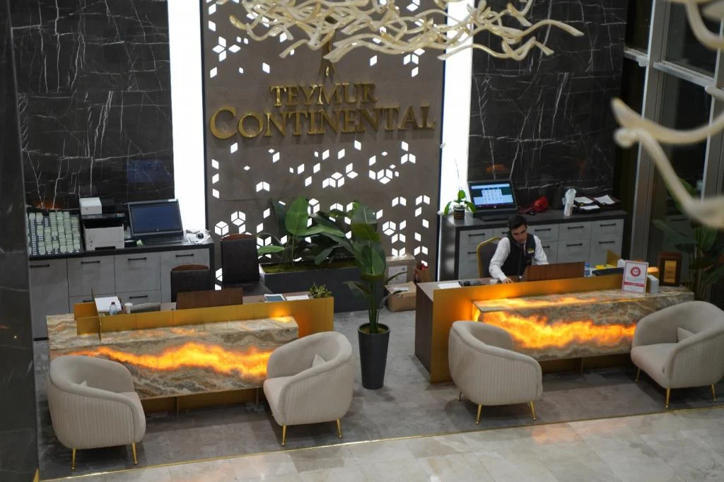 Teymur Continental Hotel & Convention Center