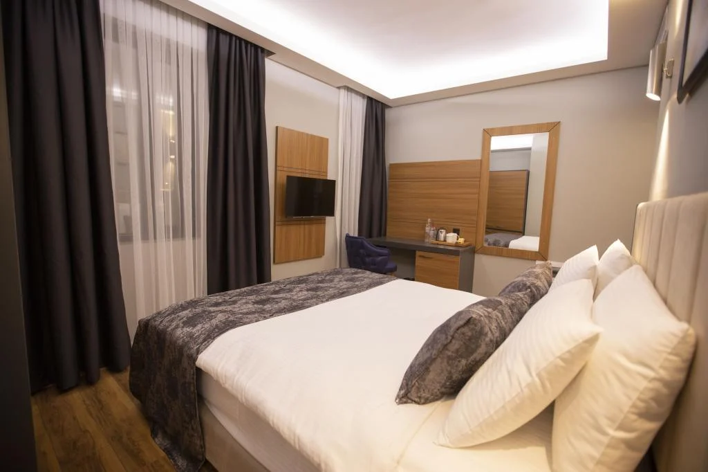 Divares Luxury Hotel