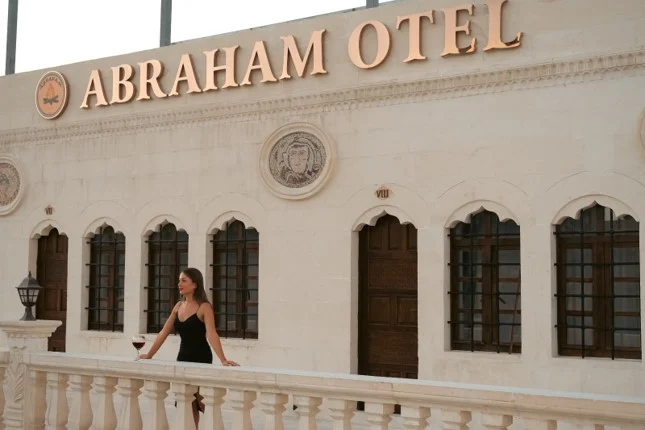 Abraham Otel