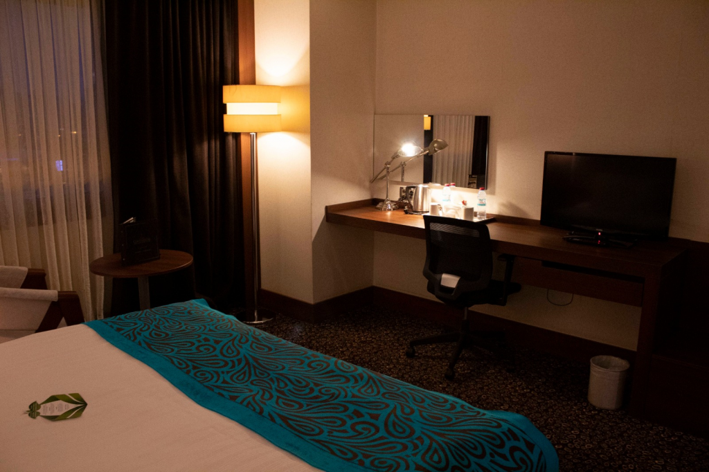 Teymur Continental Hotel & Convention Center