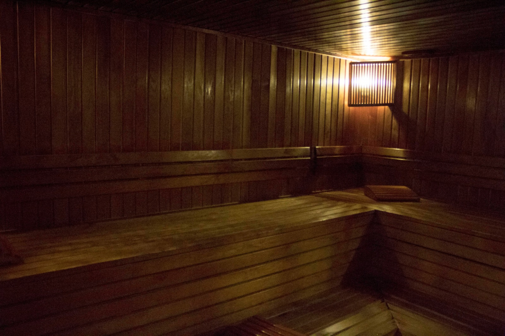 Teymur Continental Hotel & Convention Center