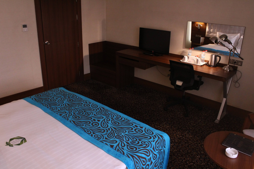 Teymur Continental Hotel & Convention Center