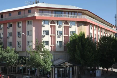 Büyük Urartu Otel