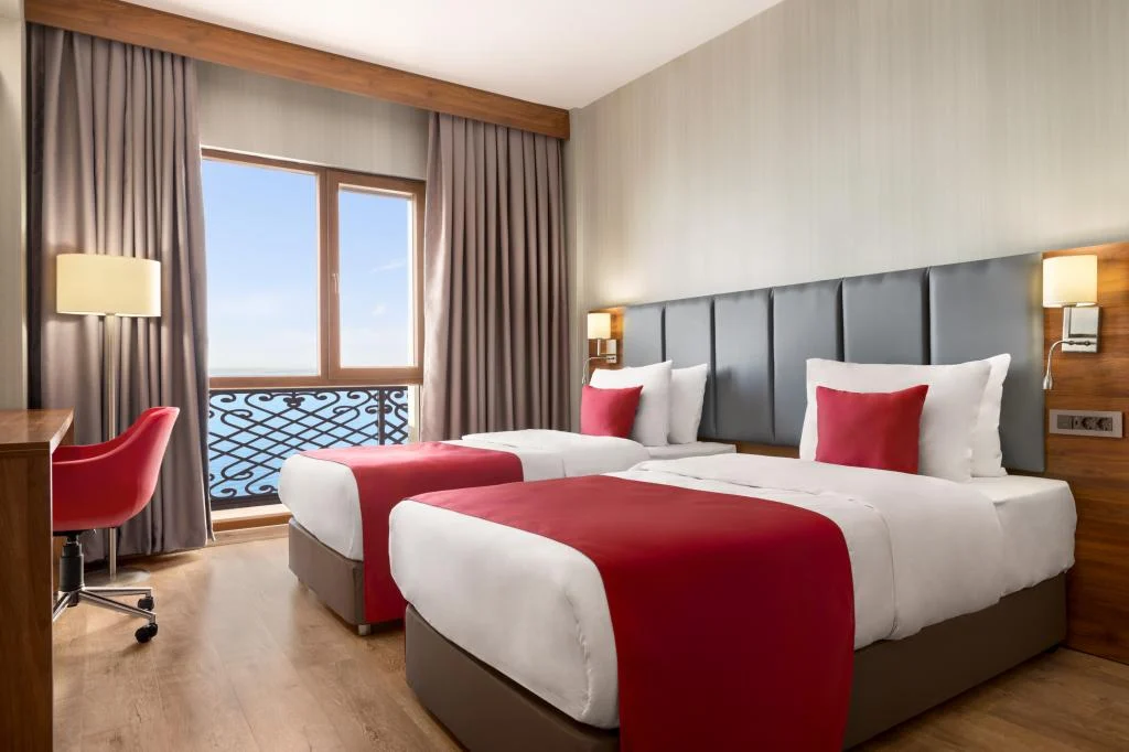 Ramada By Wyndham Van